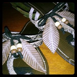 🍂Snakeskin Tribal Sandals🐉